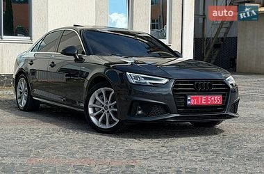 Седан Audi A4 2018 в Луцке