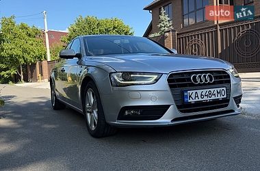 Седан Audi A4 2015 в Киеве