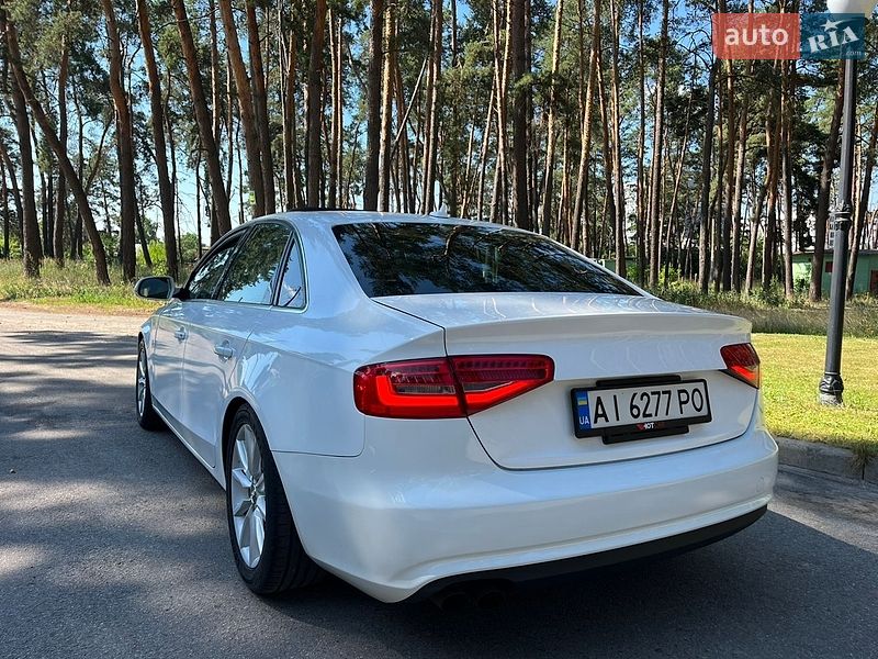 Седан Audi A4 2012 в Чернигове