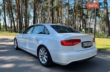 Седан Audi A4 2012 в Чернигове
