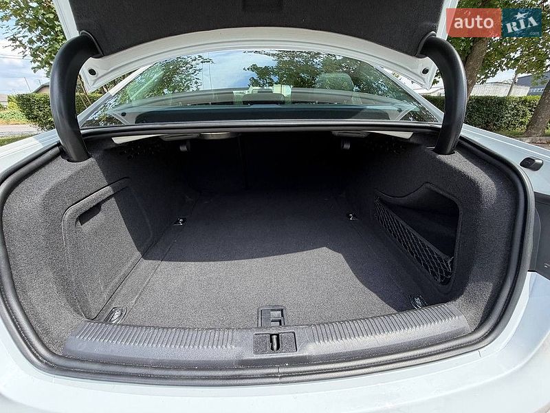 Седан Audi A4 2014 в Стрию фото 50 Седан Audi A4 2014 в Стрию
