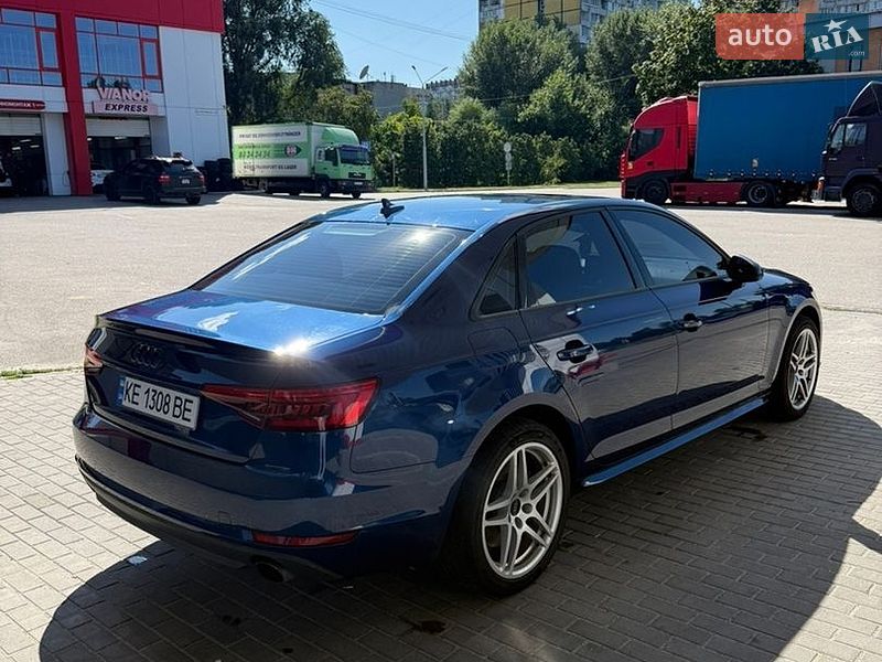 Седан Audi A4 2016 в Дніпрі