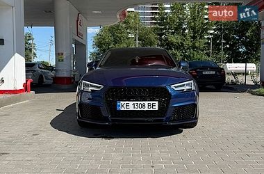 Седан Audi A4 2016 в Дніпрі