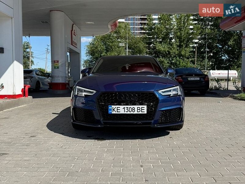 Седан Audi A4 2016 в Дніпрі