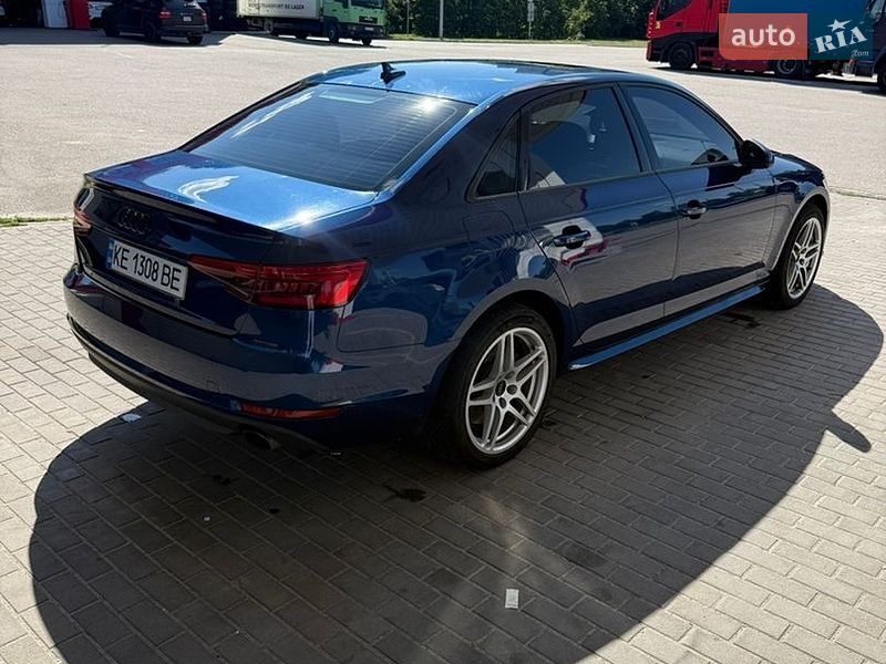 Седан Audi A4 2016 в Дніпрі