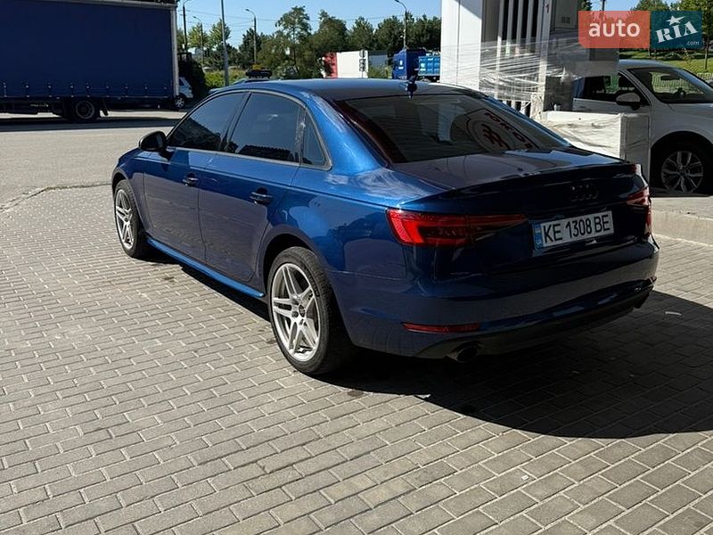 Седан Audi A4 2016 в Дніпрі