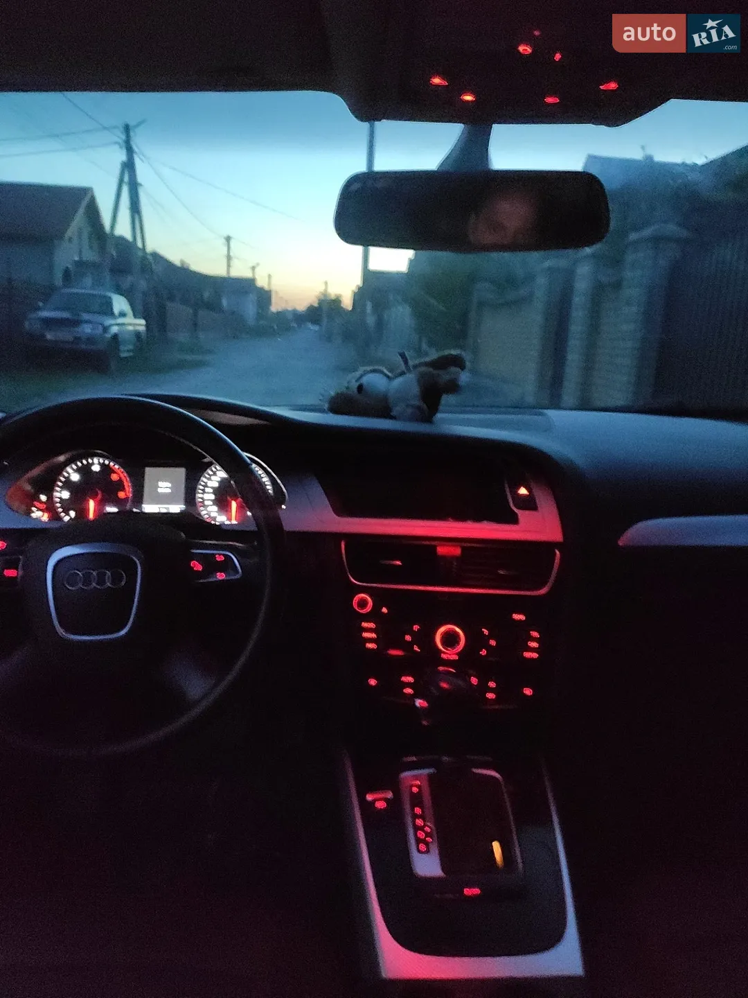 2011 Audi A4 - мініатюра 31