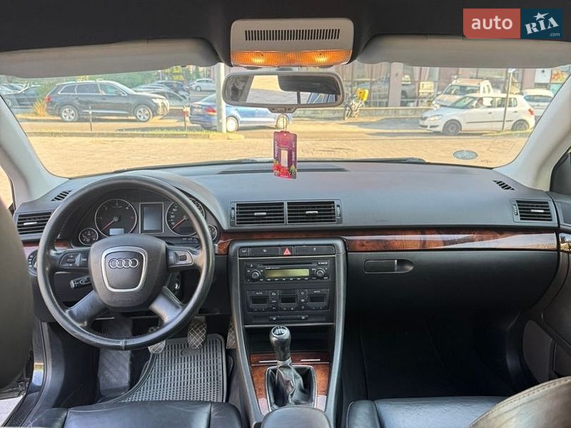 Седан Audi A4 2005 в Львові
