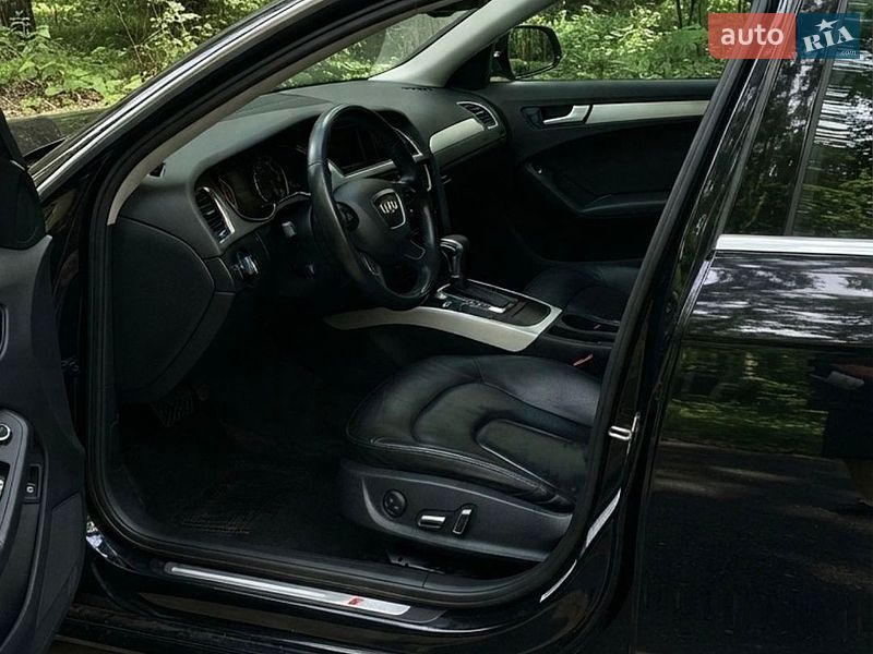 Седан Audi A4 2014 в Хмельницькому
