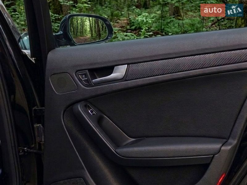 Седан Audi A4 2014 в Хмельницькому