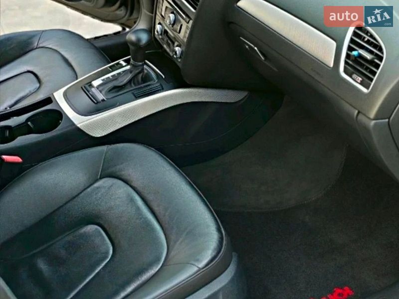 Седан Audi A4 2014 в Хмельницькому