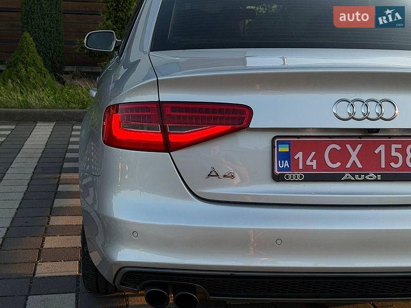 Седан Audi A4 2015 в Стрию