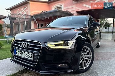 Седан Audi A4 2012 в Черновцах