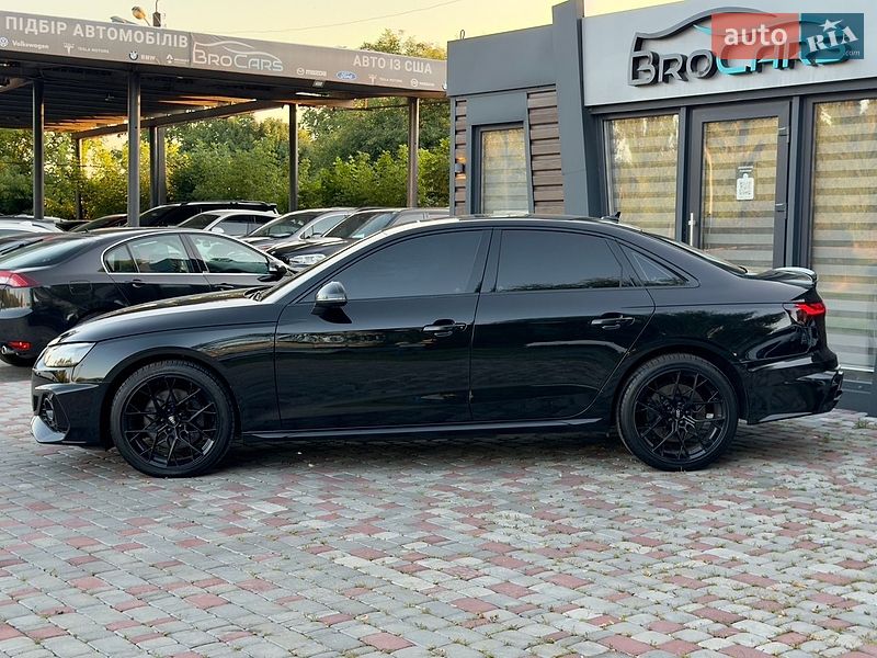 Седан Audi A4 2020 в Вінниці