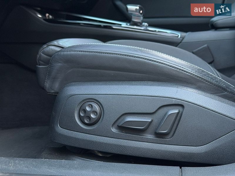 Седан Audi A4 2020 в Вінниці