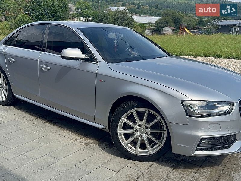 Седан Audi A4 2015 в Надворной