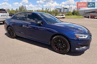Седан Audi A4 2021 в Кривому Розі