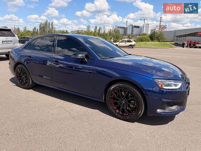 Седан Audi A4 2021 в Кривому Розі