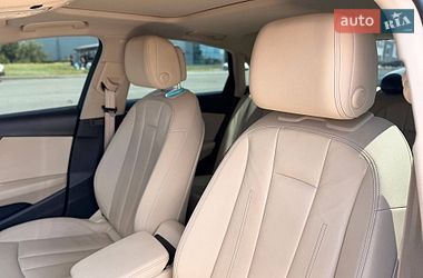Седан Audi A4 2021 в Кривому Розі