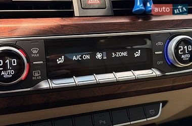Седан Audi A4 2021 в Кривому Розі