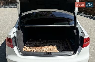 Седан Audi A4 2012 в Гайсину