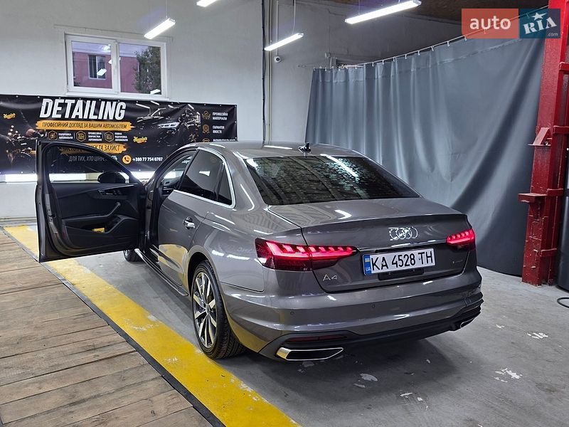 Седан Audi A4 2021 в Києві фото Седан Audi A4 2021 в Києві
