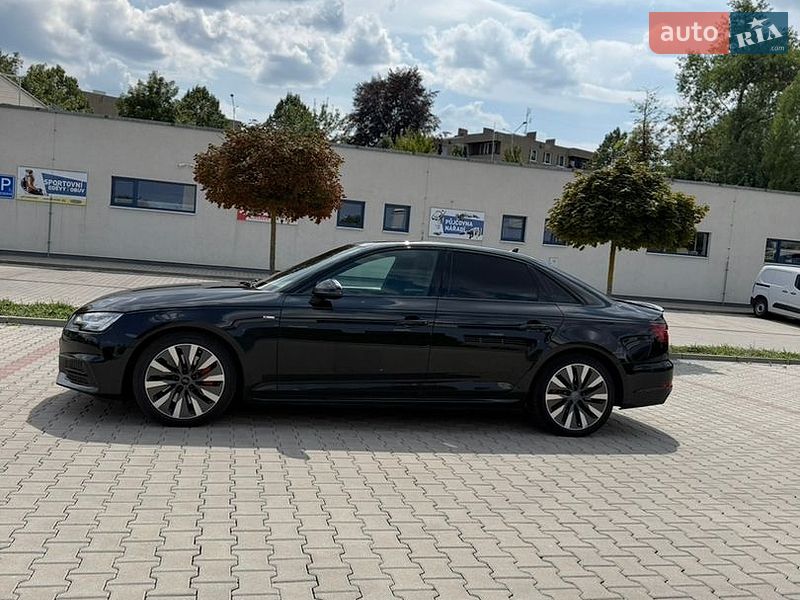 Седан Audi A4 2018 в Виноградові