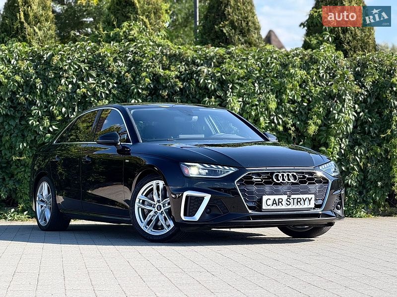 Седан Audi A4 2022 в Стрые