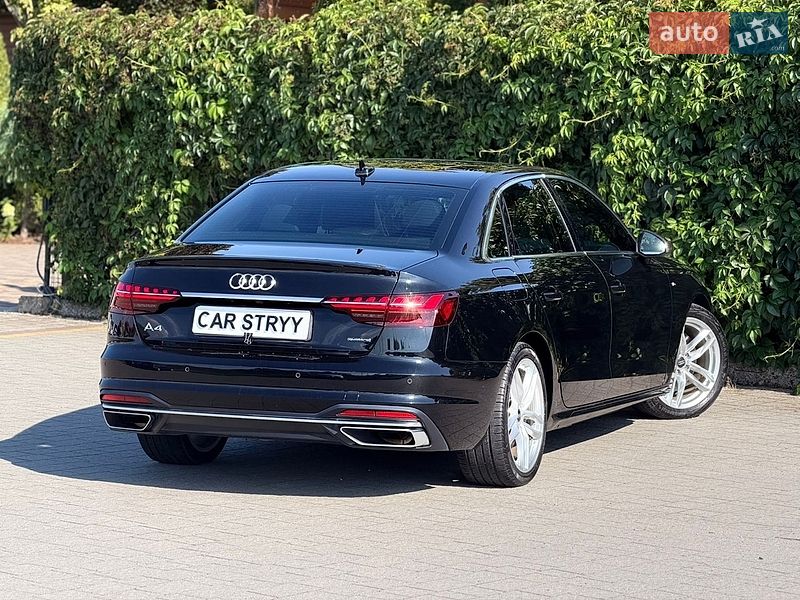 Седан Audi A4 2022 в Стрые