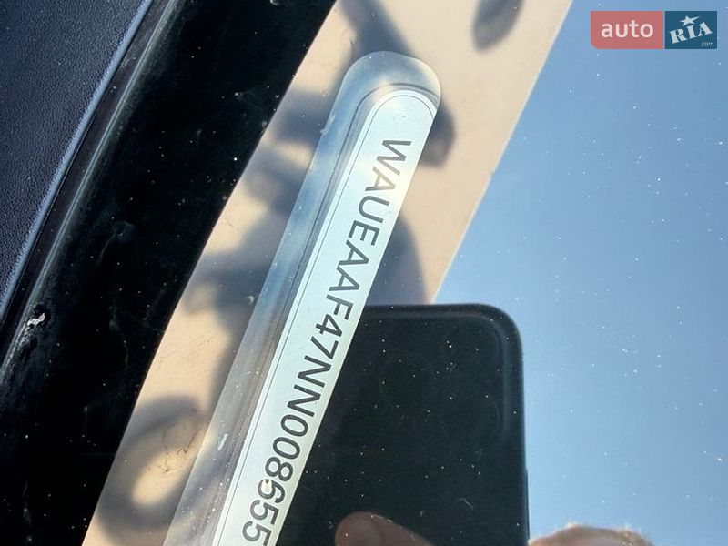 Седан Audi A4 2022 в Стрые