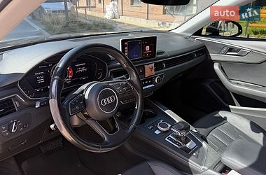 Седан Audi A4 2016 в Ивано-Франковске