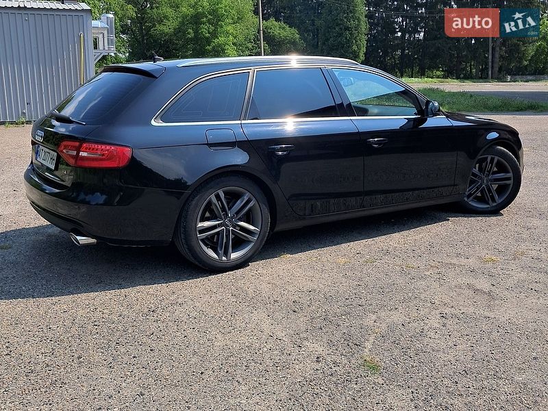 Універсал Audi A4 2013 в Бурштині