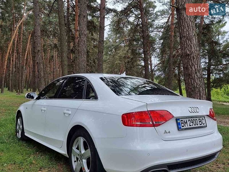 Седан Audi A4 2011 в Сумах