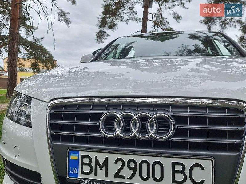 Седан Audi A4 2011 в Сумах