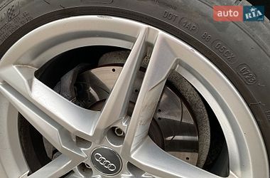 Седан Audi A4 2015 в Києві