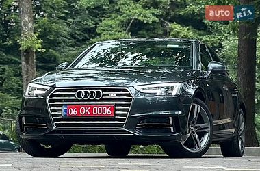 Седан Audi A4 2017 в Дрогобичі