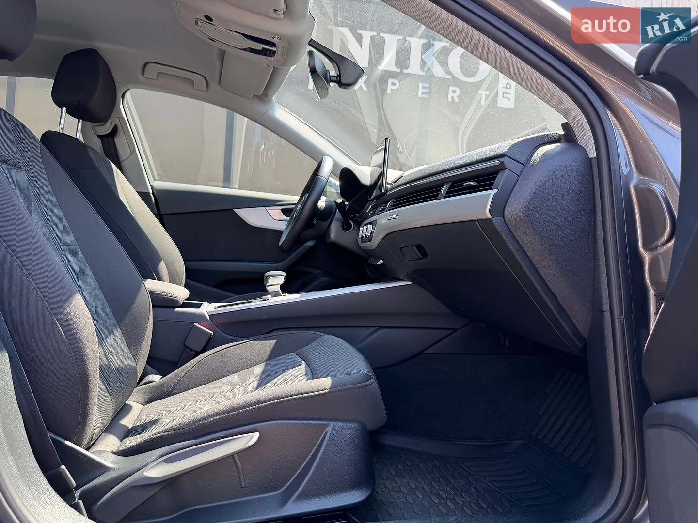 2021 Audi A4 - мініатюра 25
