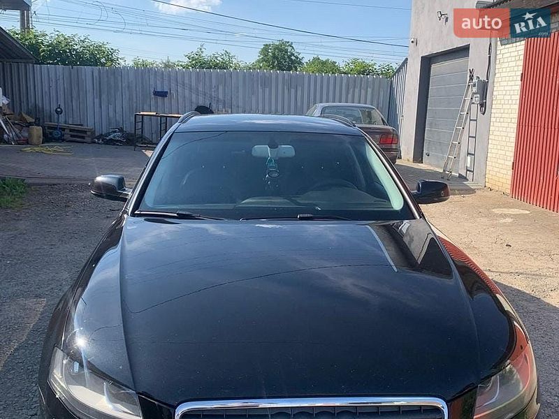 Універсал Audi A4 2011 в Стрию