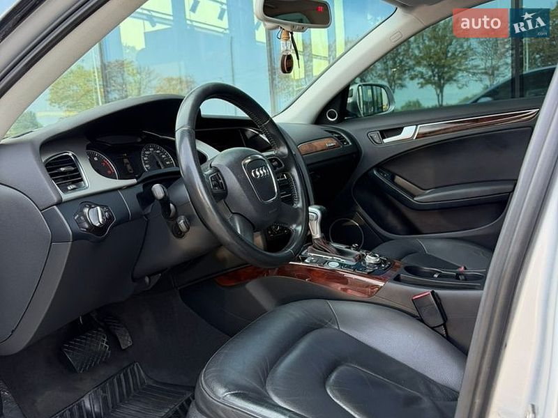 Седан Audi A4 2009 в Киеве