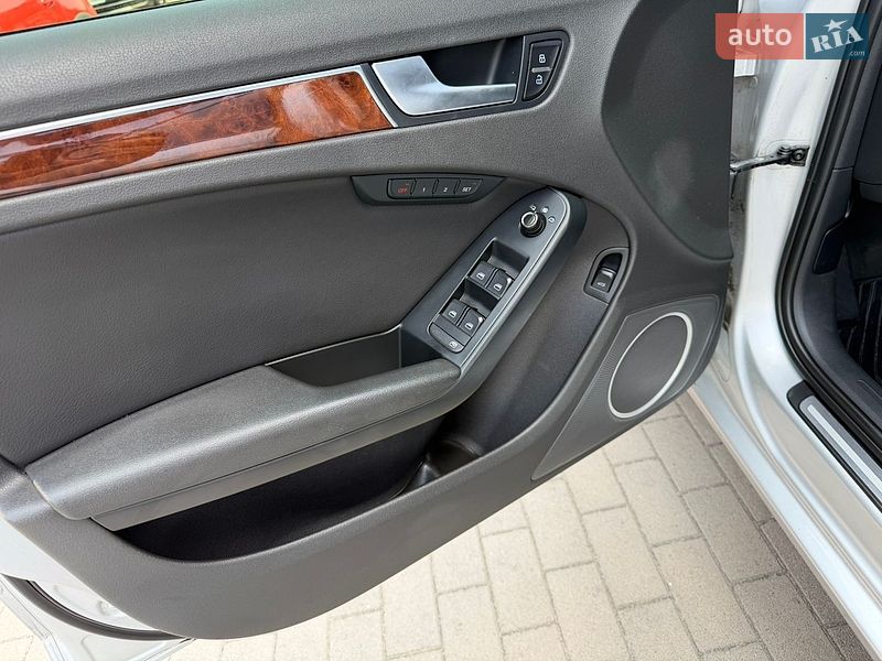 Седан Audi A4 2009 в Киеве