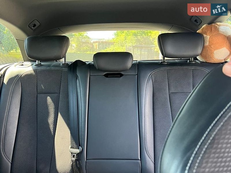 Универсал Audi A4 2018 в Городище
