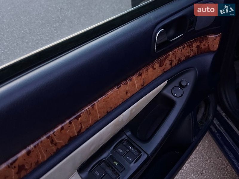 Універсал Audi A4 1998 в Львові