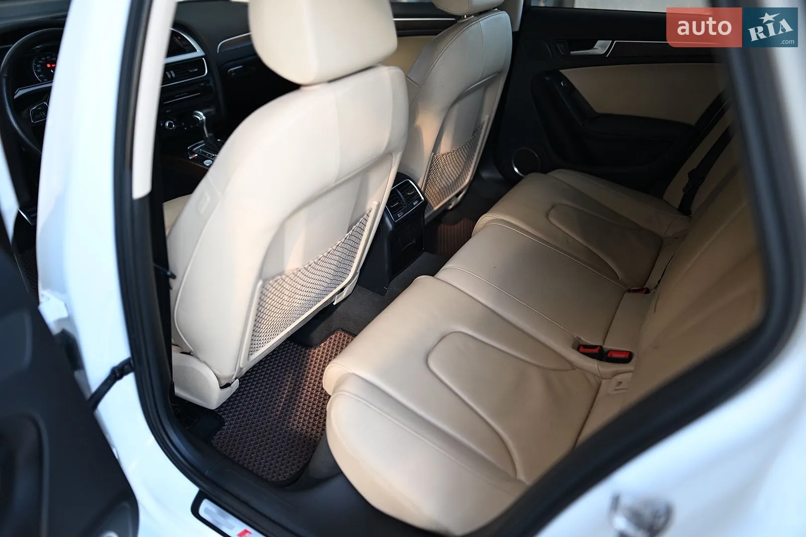 2015 Audi A4 - мініатюра 38