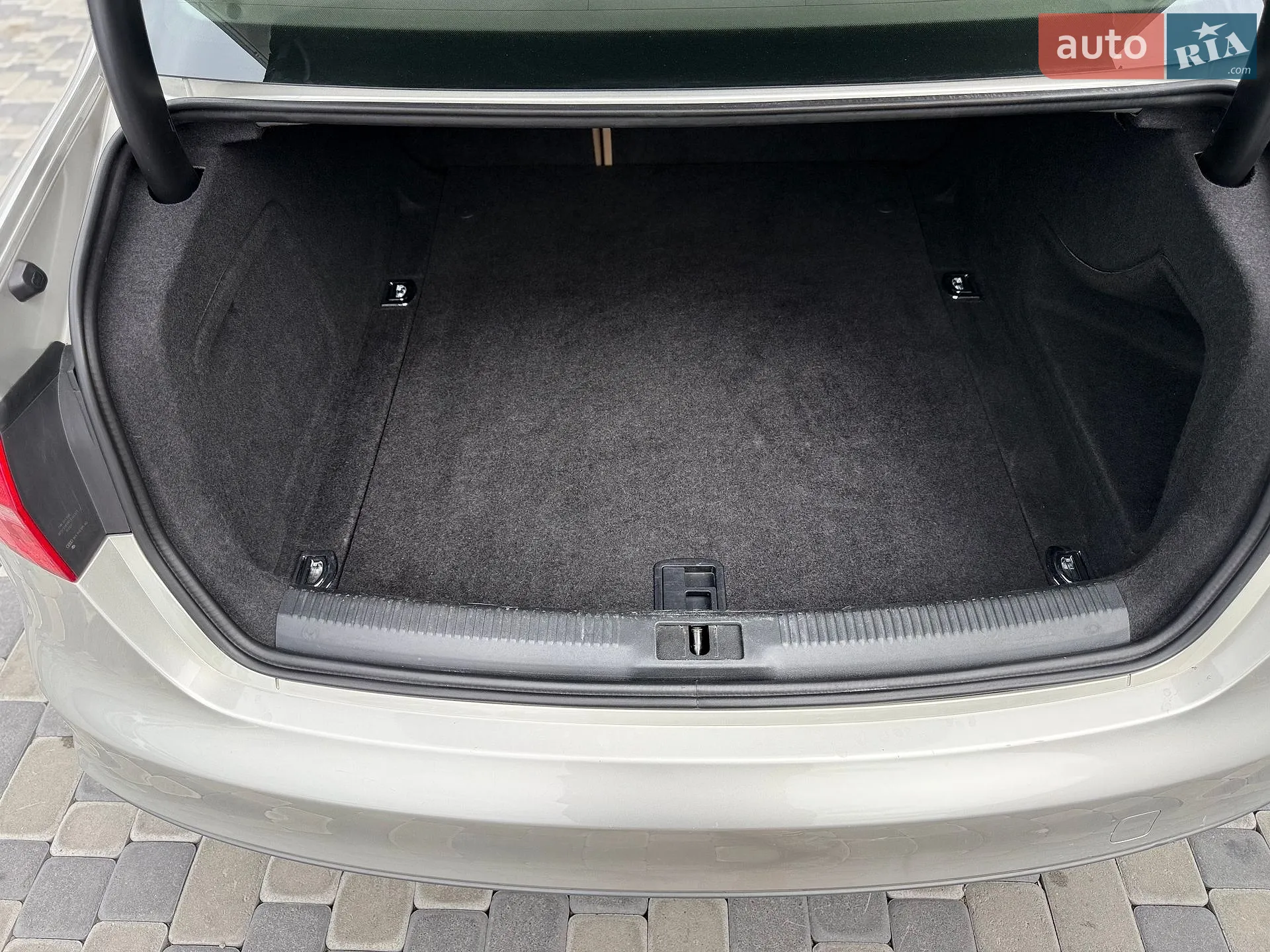 2015 Audi A4 - мініатюра 13