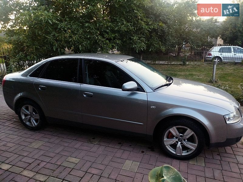 Седан Audi A4 2001 в Глыбокой