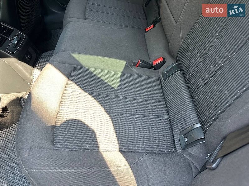 Универсал Audi A4 2016 в Стрые