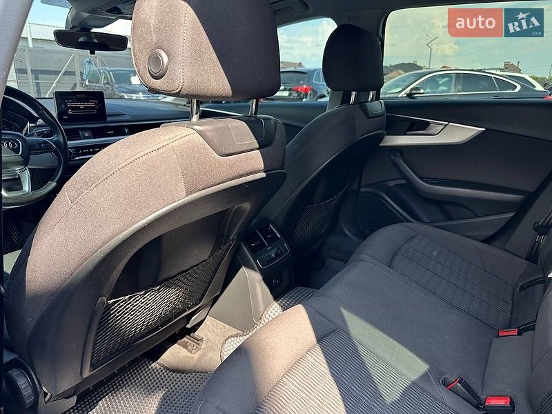 Универсал Audi A4 2016 в Стрые