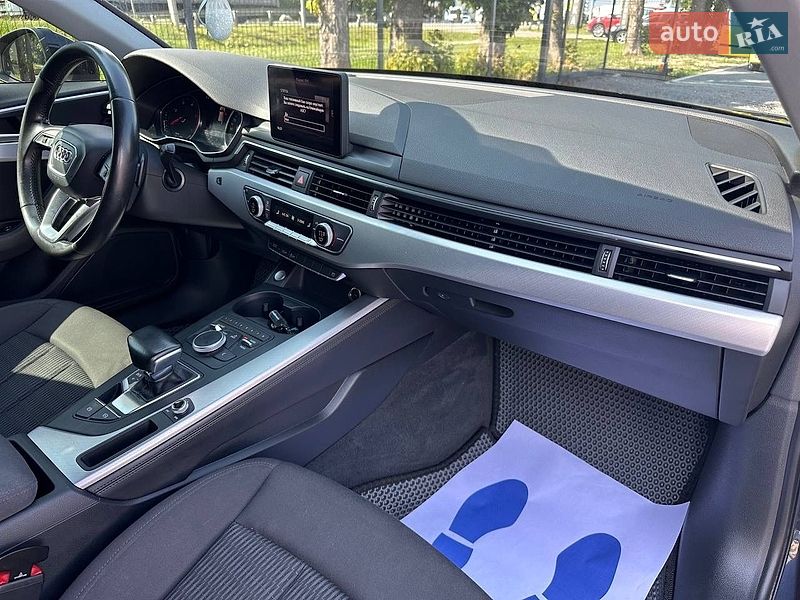 Универсал Audi A4 2016 в Стрые
