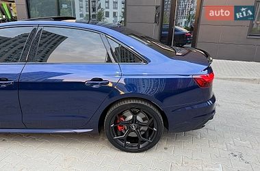 Седан Audi A4 2021 в Києві