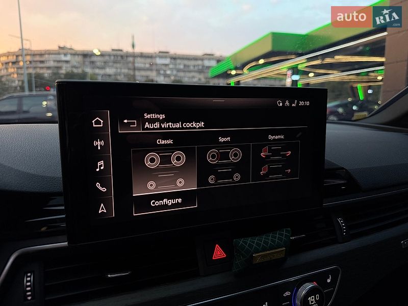 Седан Audi A4 2021 в Києві